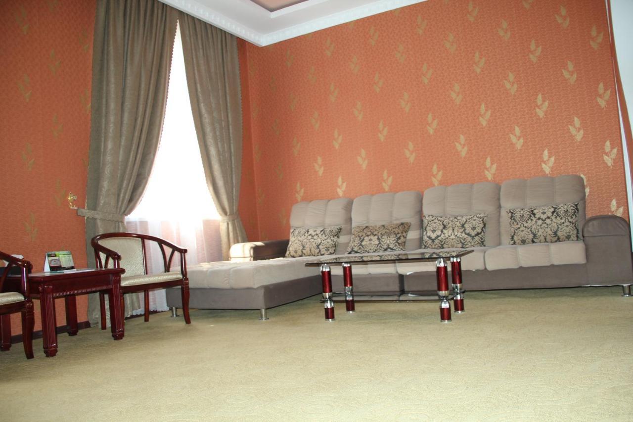 Firuz Hotel Khujand Exterior photo